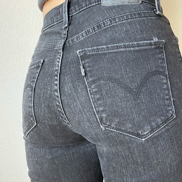 Levi’s 720 High Rise Super Skinny - Picture 1 of 8